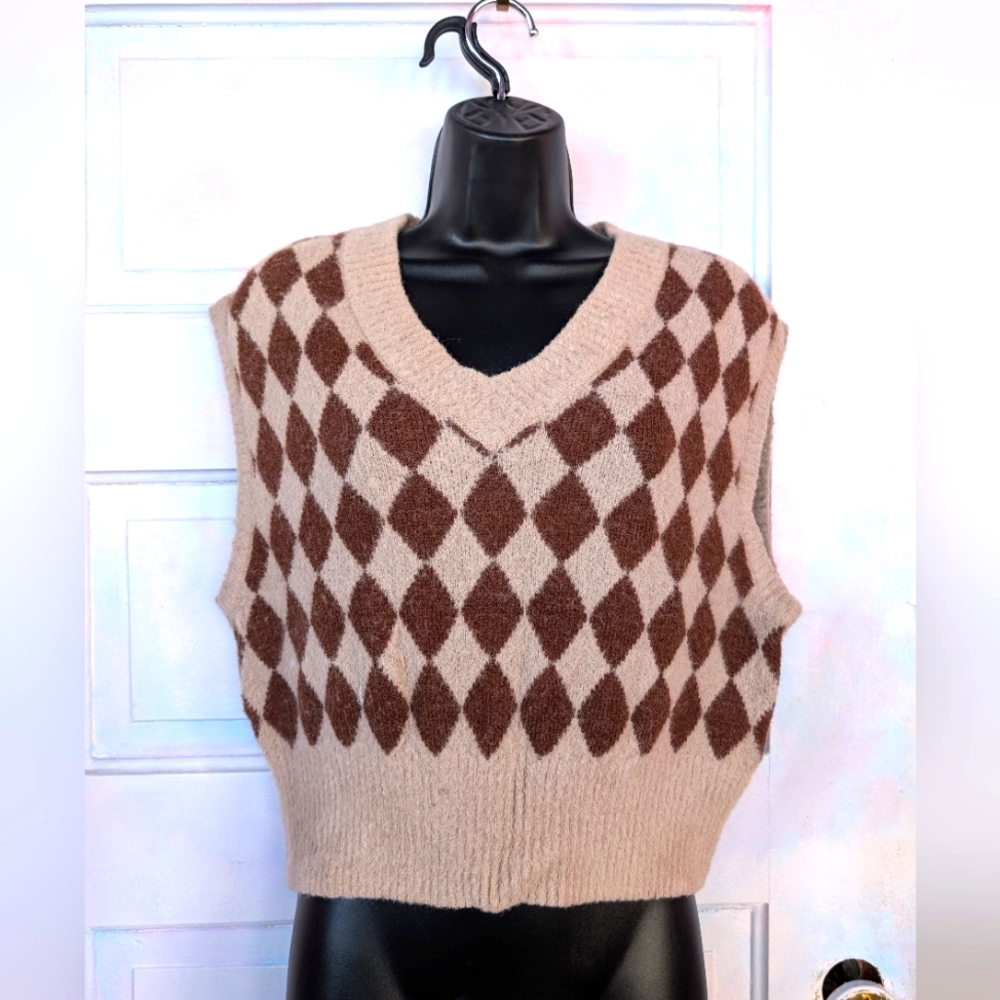Sincerely Jules Sweater Vest Argyle Plaid Print Brown Size Small